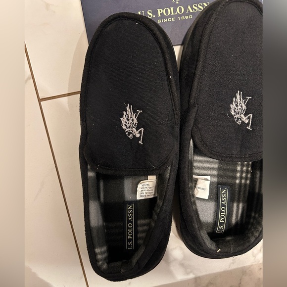 NWT U.S Polo Assn. Black Slippers Sz 11 - Picture 6 of 9